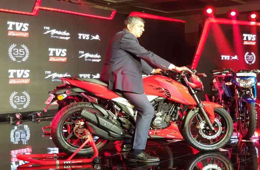 देखिए भारत में लॉन्च हुई 2018 Apache RTR 160 4V बाइक की खास तस्वीरें