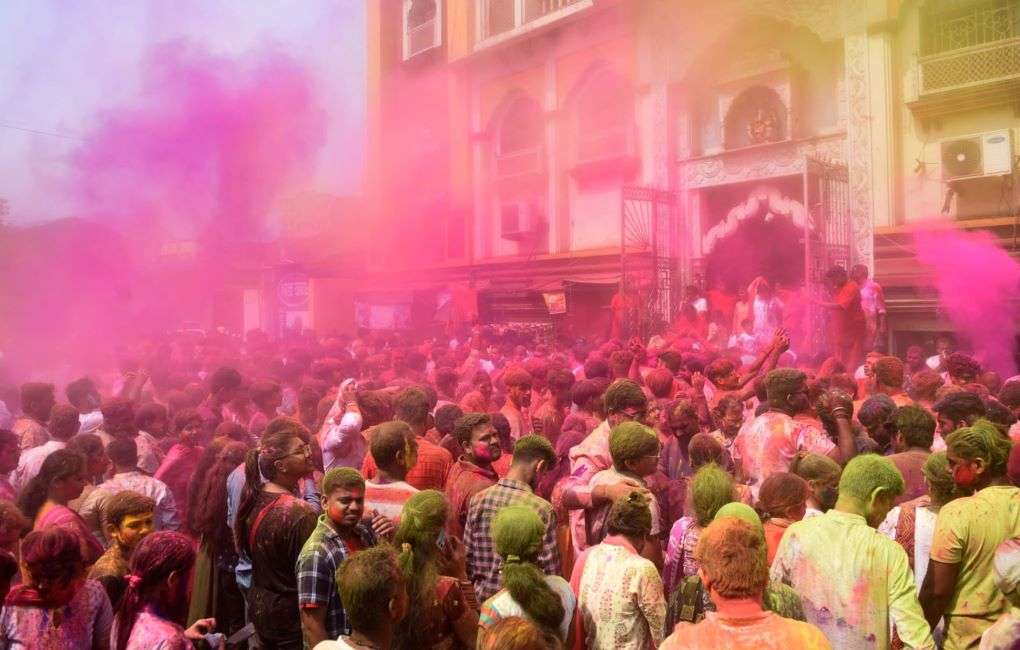 PHOTO GALLERY: श्याम मंदिर में उमड़ा भक्तों का समुद्र,भजनों की रसधार प्रवाहित